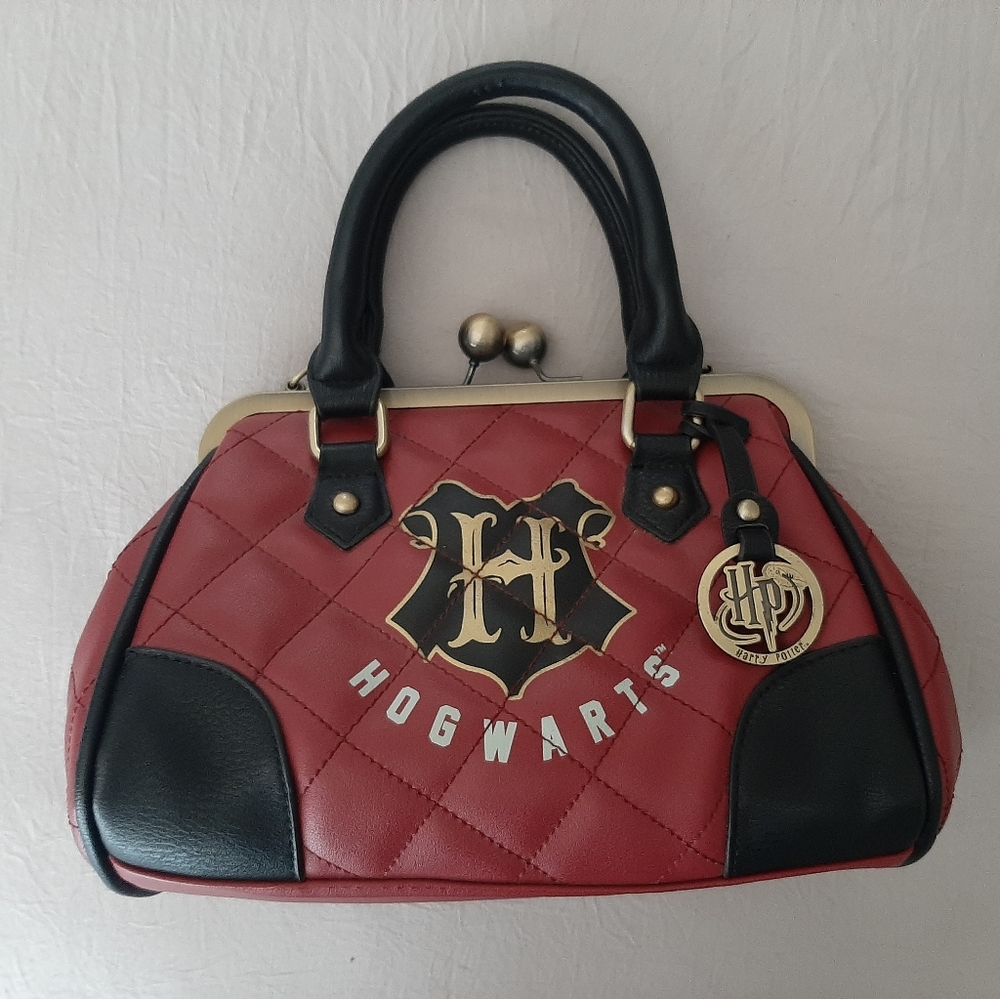 Hogwarts quilted purse